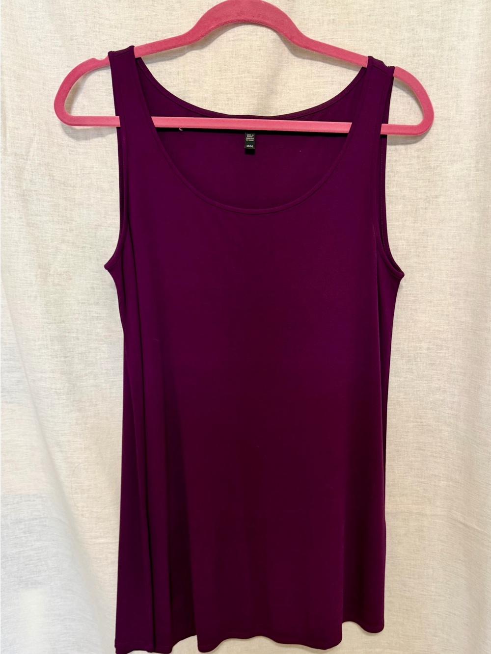 Women's Sleeveless Scoop Neck Tank Top - Deep Plum